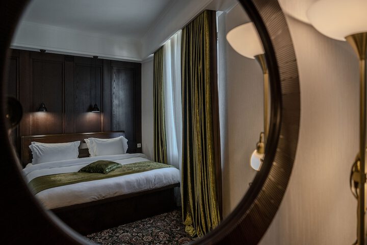 Room 46 of 116