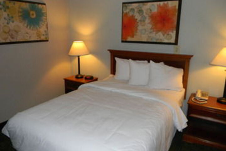 Room 18 of 54