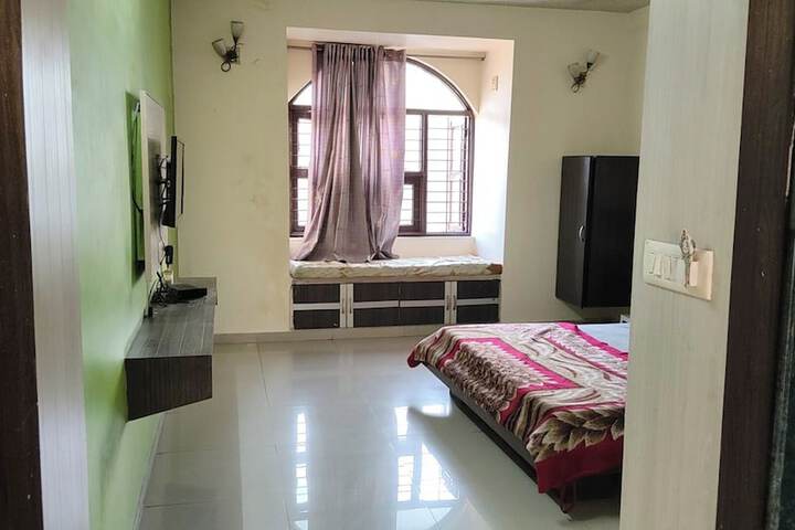 Room 58 of 124