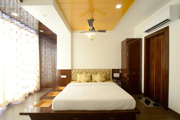 Room 21 of 39