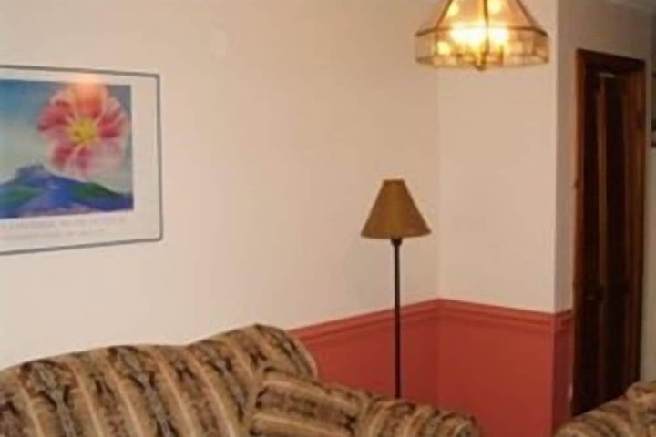 Room 16 of 20