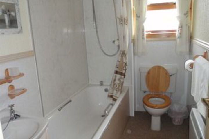 Room 3 of 14