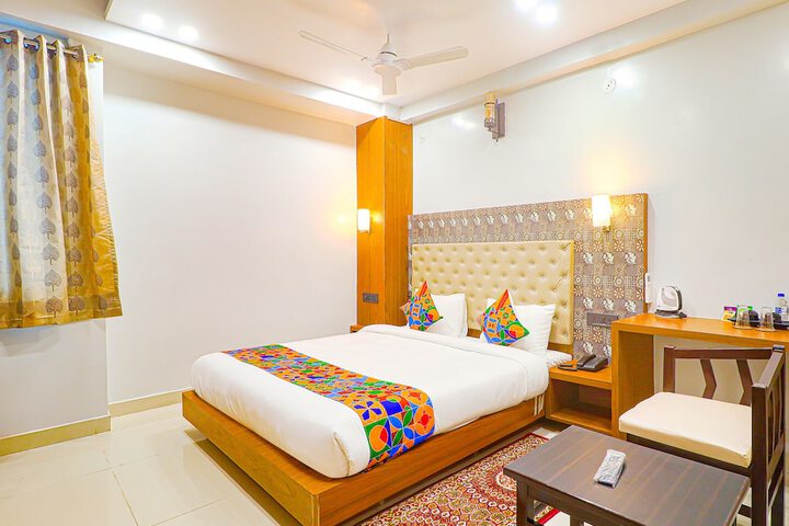 Fabhotel Palash