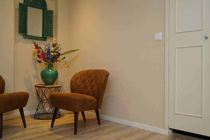 Room 12 of 50