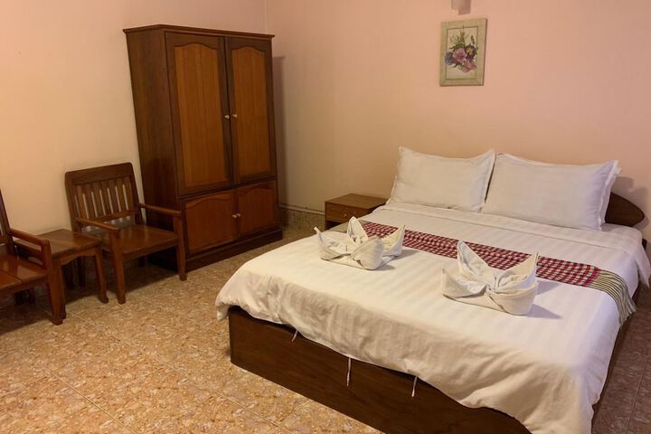 Room 17 of 61