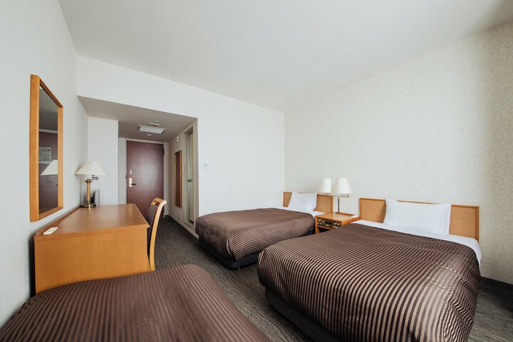 Room 9 of 73