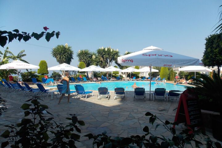 Hotel with Pool