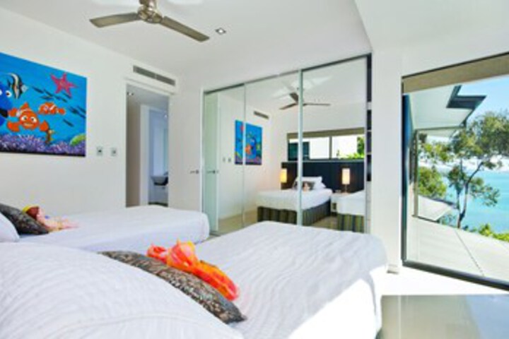 Room 17 of 22