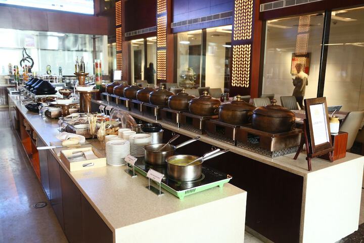 Dining 50 of 73