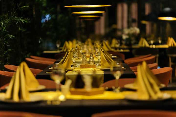 Dining 78 of 103