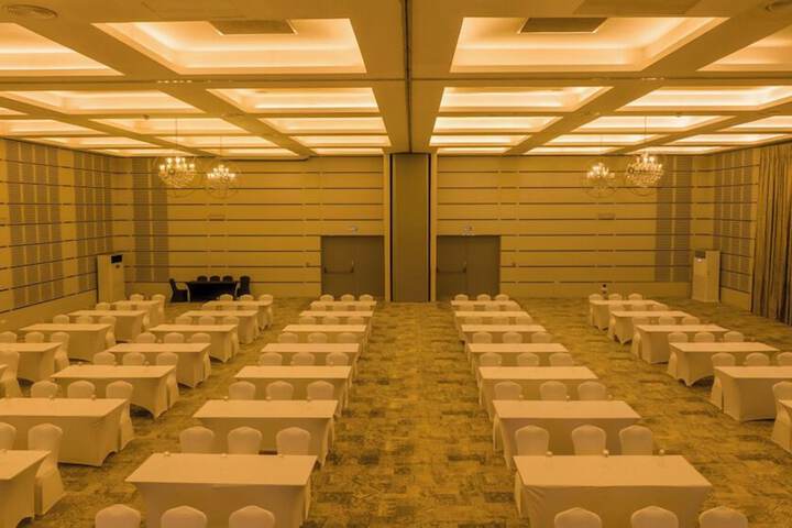 Meeting 158 of 261
