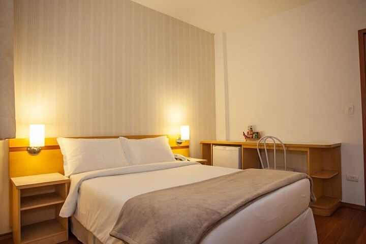 Room 6 of 54