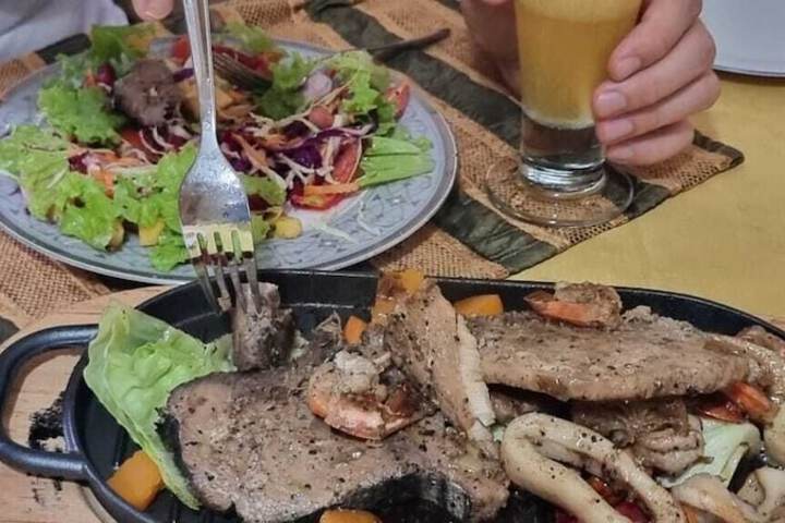 Dining 8 of 10