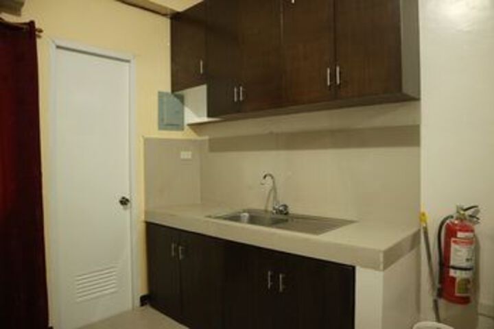 Room 16 of 25