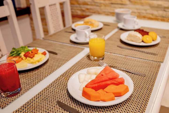 Breakfast/Coffee Service 104 of 119