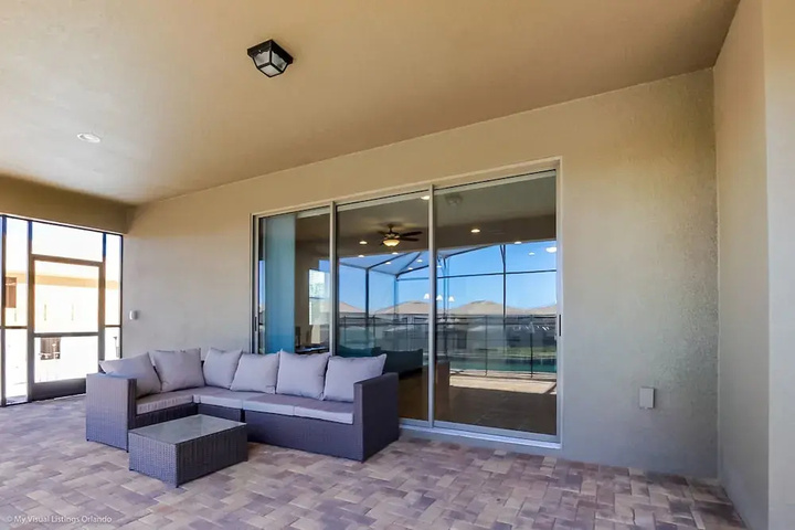 Terrace/Patio 8 of 28