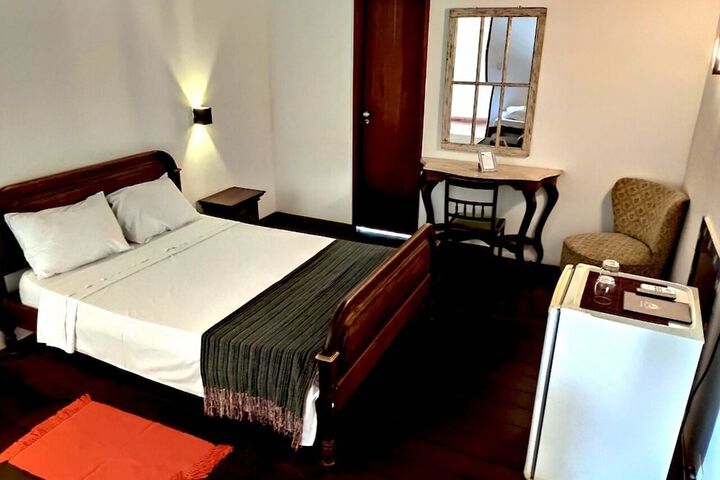 Room 15 of 41