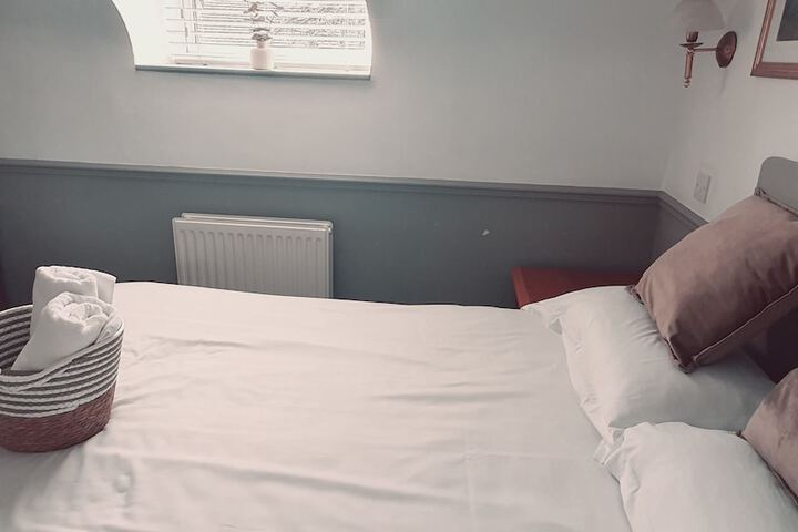 Room 7 of 39