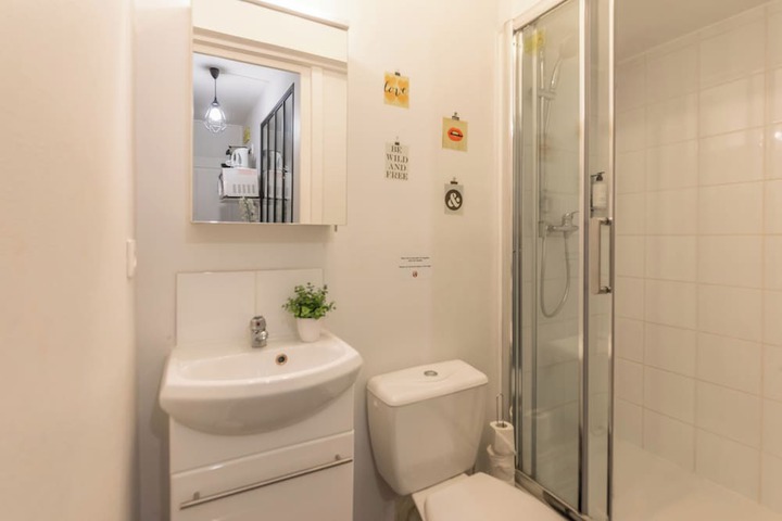 Room 55 of 60