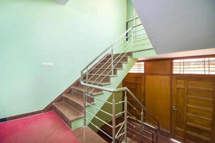 Room 2 of 4