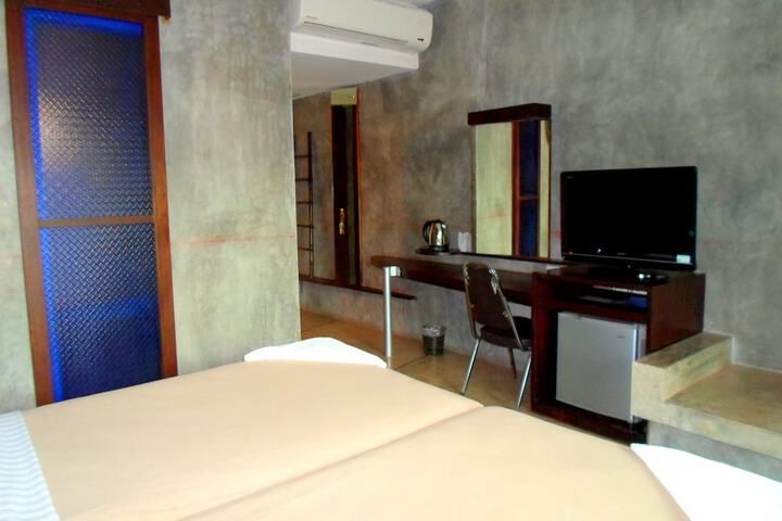 Room 20 of 51