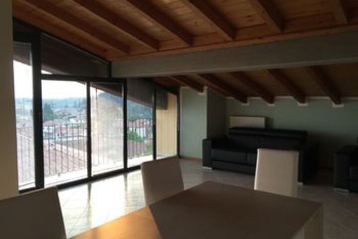 Room 20 of 38