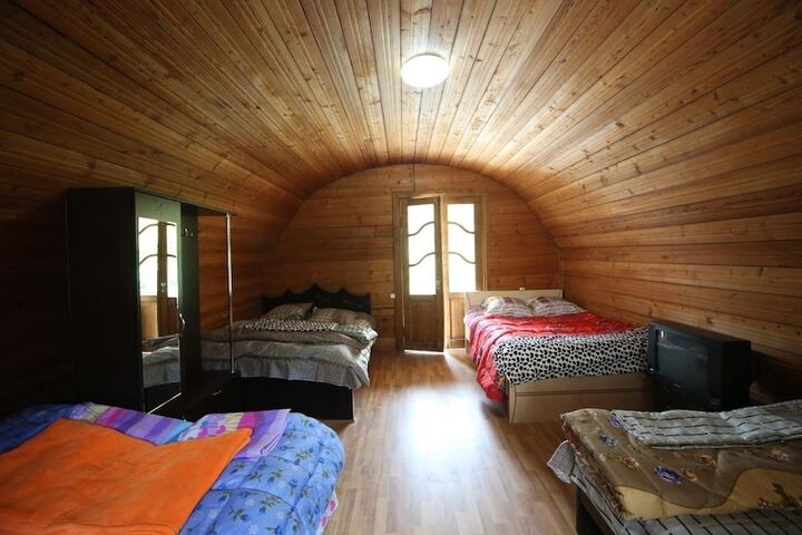 Room 11 of 46