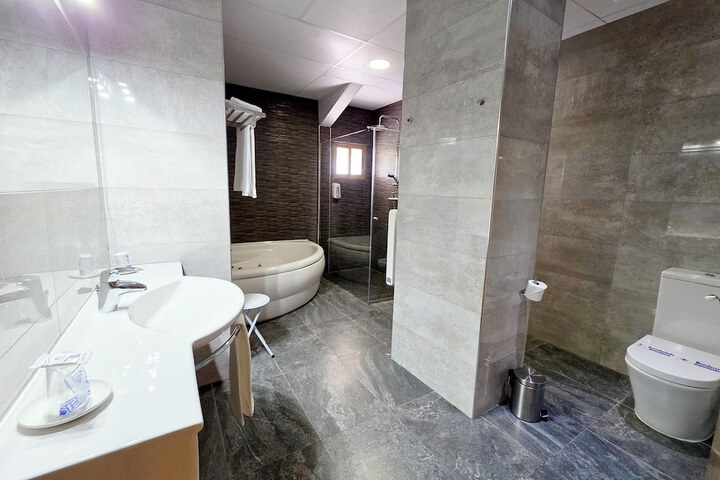 Room 20 of 31