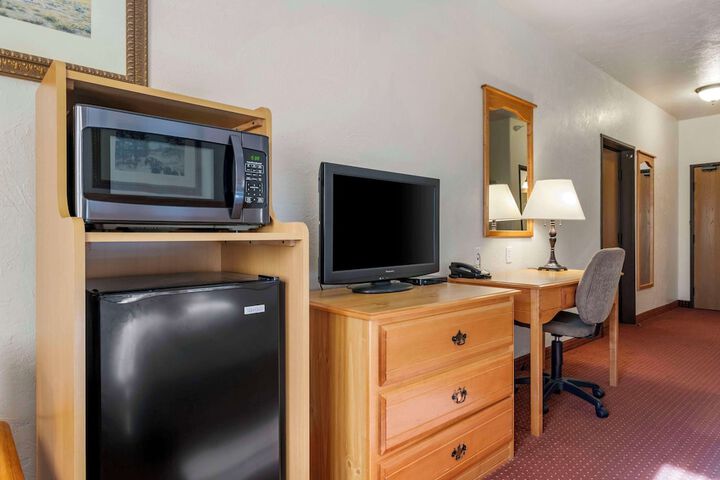 Room 13 of 25