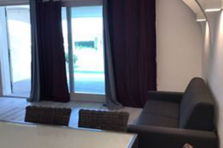 Room 45 of 64