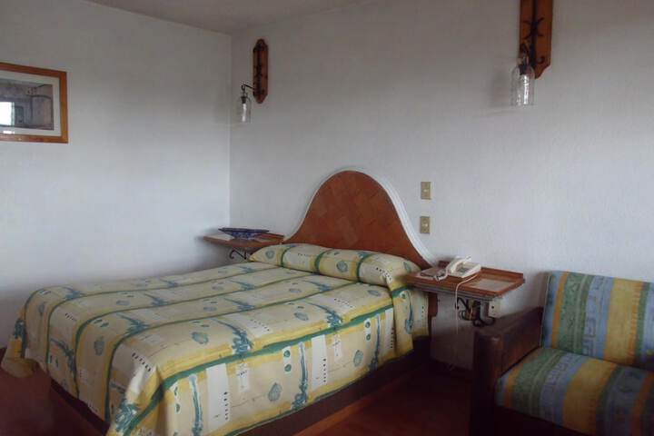 Room 13 of 49