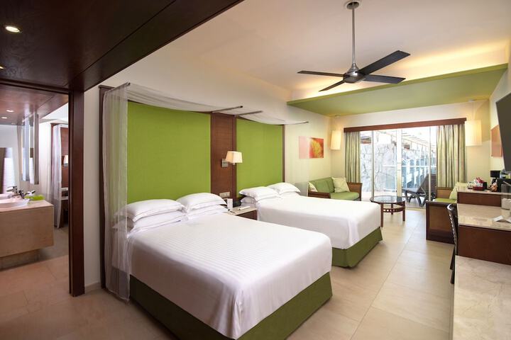 Room 34 of 161