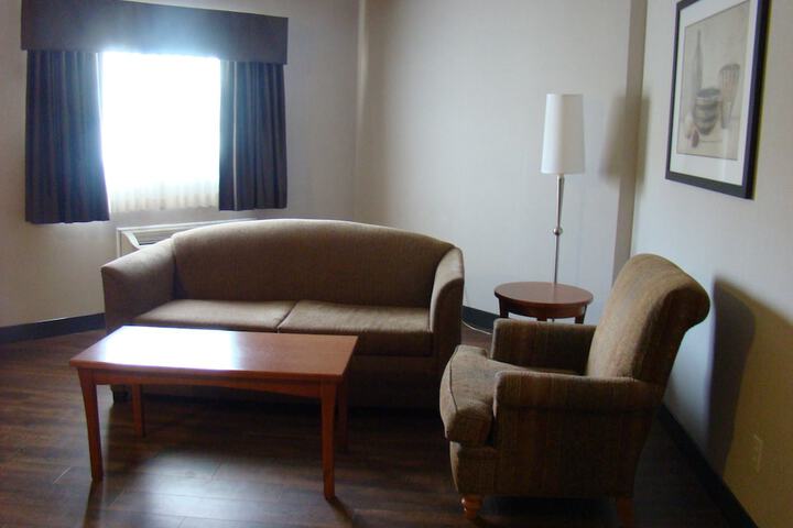 Room 28 of 46