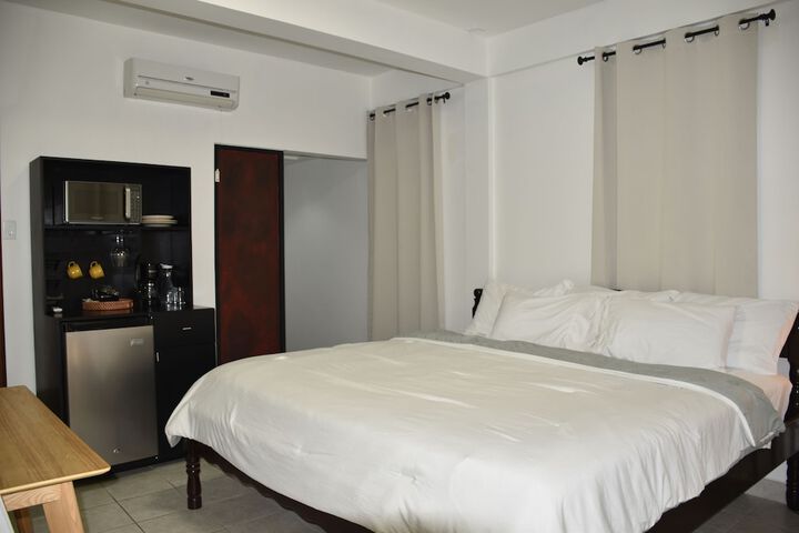Room 15 of 157