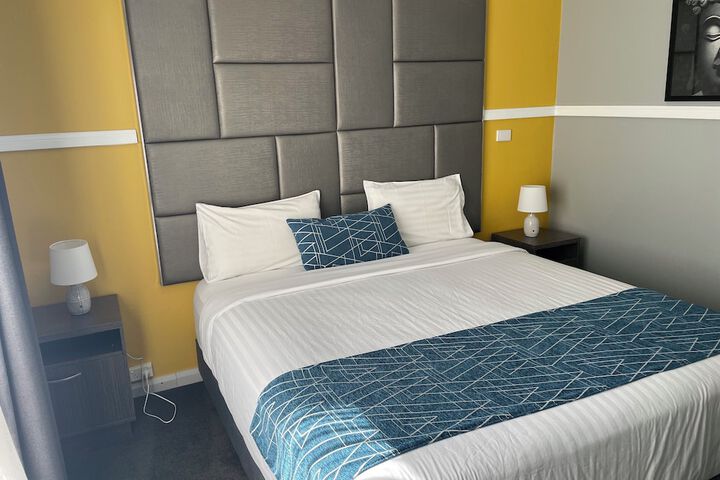 Room 54 of 78