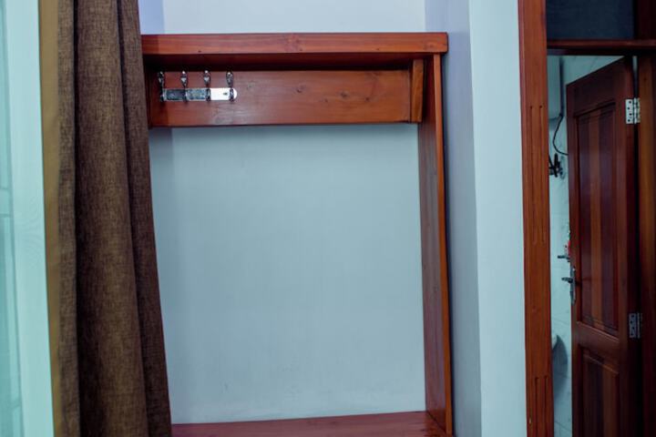 Room 9 of 79