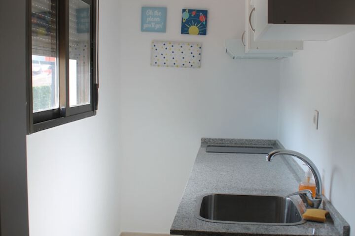 Room 4 of 85