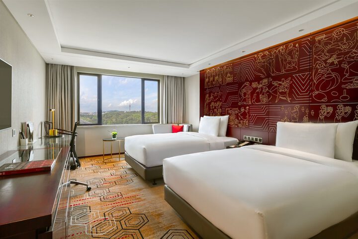 Room 25 of 50