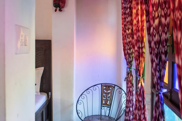 Room 22 of 51