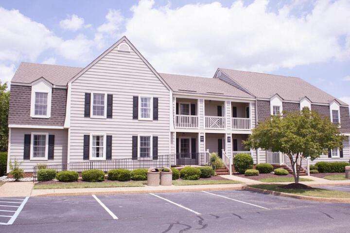 Exterior of Kingsgate Resort by ResortShare