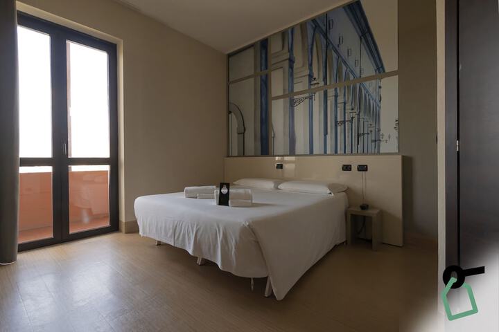 Room 9 of 20