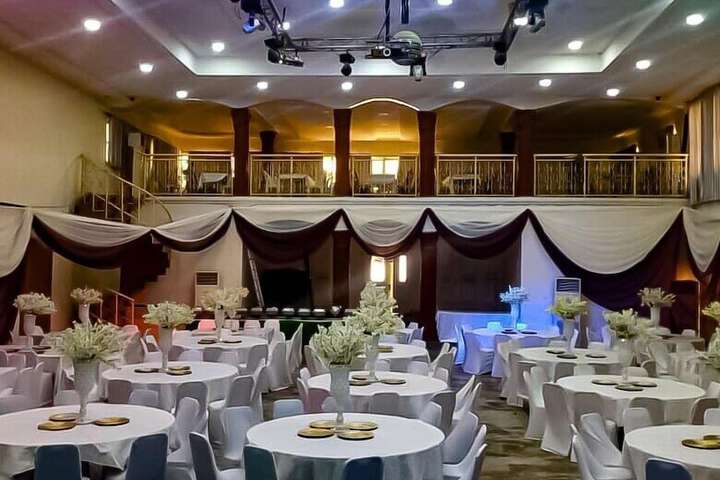 Ballroom/Hall 48 of 51