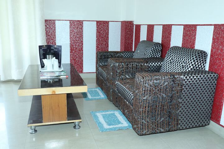 Room 8 of 20