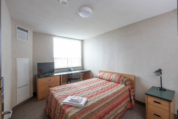 Room 4 of 46