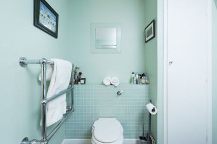 Room 4 of 23