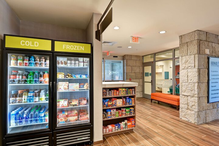 Snack bar