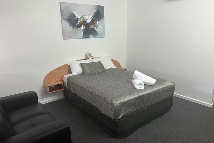 Room 3 of 36