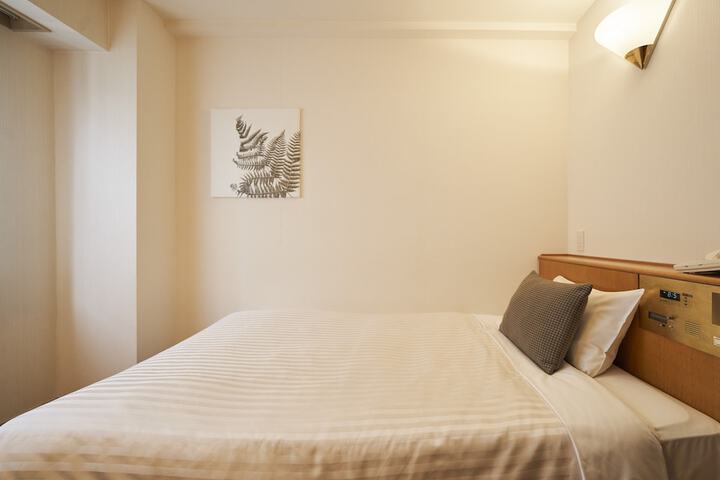 Room 22 of 47
