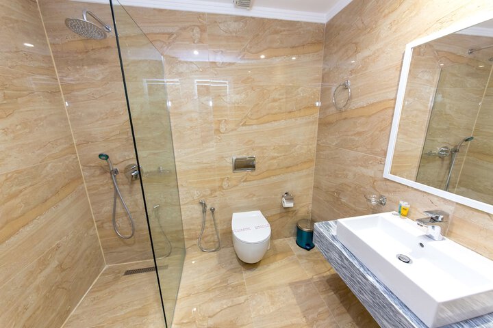 Room 42 of 61