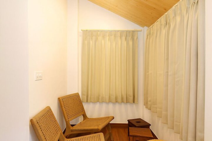 Room 29 of 38